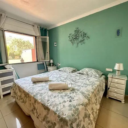 Casa Vinas - Tranquil Ground Floor Apartment, Apartamento *